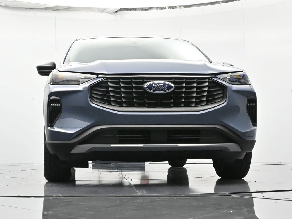 Certified 2025 Ford Escape Active image 24