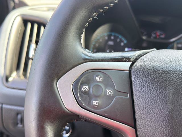 Used 2017 Chevrolet Colorado Z71 AWD/4WD image 21