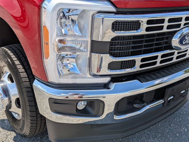 Certified 2023 Ford F350 XLT w/ 360-Degree Camera Package AWD/4WD image 10