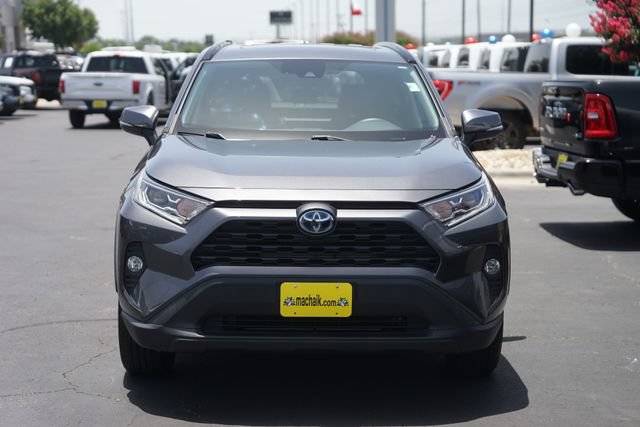Used 2021 Toyota RAV4 XLE Premium AWD/4WD image 3