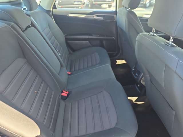 Certified 2019 Ford Fusion SE FWD image 20