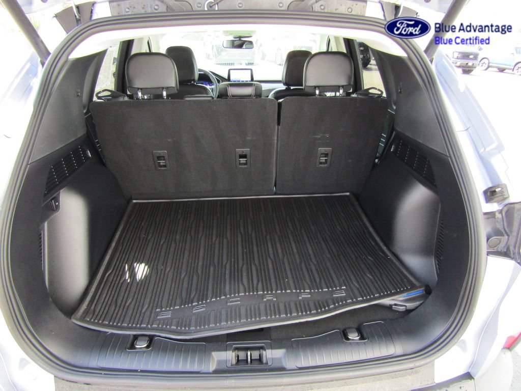 Certified 2022 Ford Escape Titanium FWD image 22