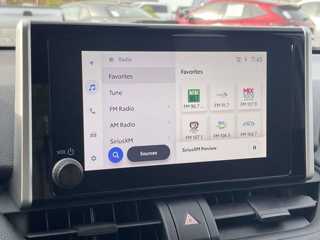 Used 2025 Toyota RAV4 XLE image 25