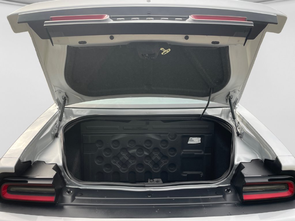 Used 2020 Dodge Challenger R/T RWD image 14