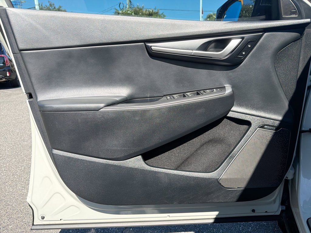 Used 2023 Kia EV6 Wind RWD image 21
