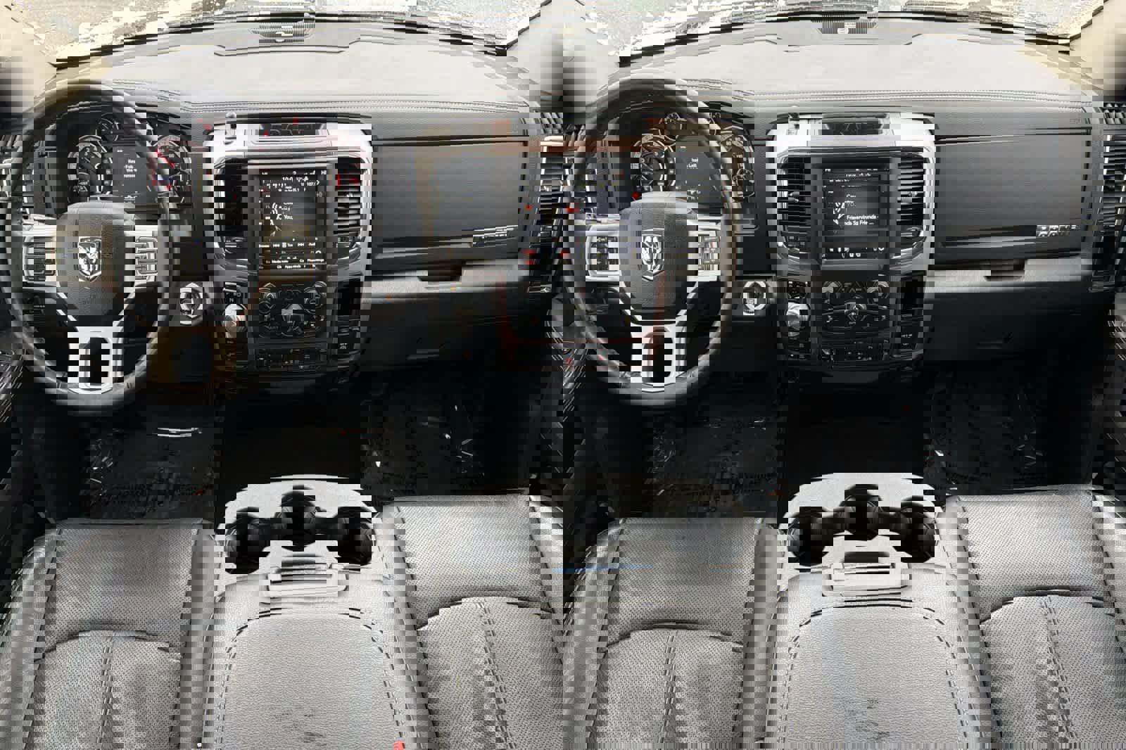 Used 2018 RAM 1500 Laramie w/ Convenience Group image 9