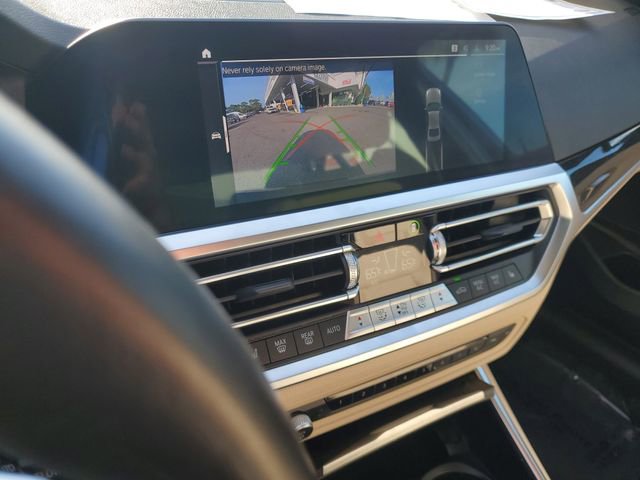 Used 2022 BMW 330i Sedan w/ Premium Package image 26