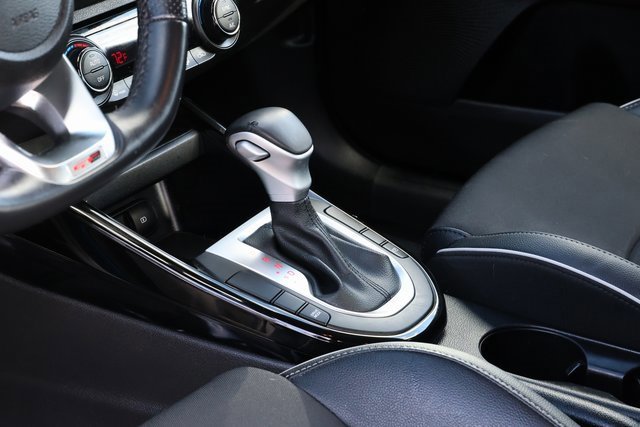 Used 2023 Kia Forte GT-Line image 16