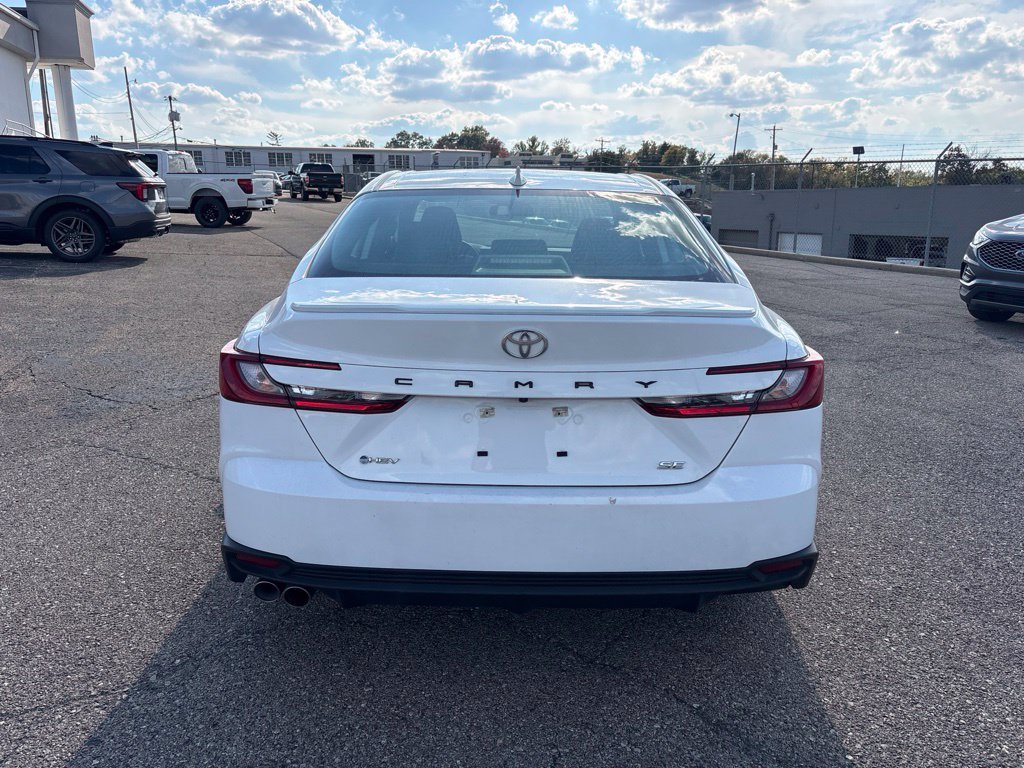 Used 2026 Toyota Camry SE FWD image 6
