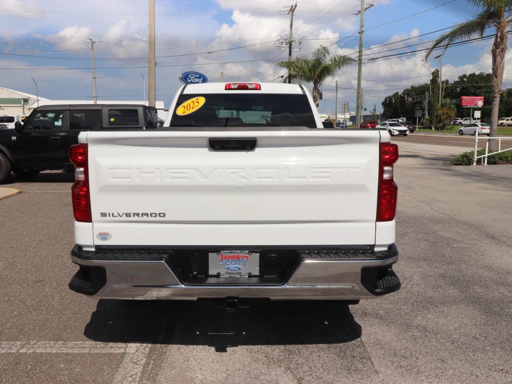 Used 2025 Chevrolet Silverado 1500 W/T RWD image 13