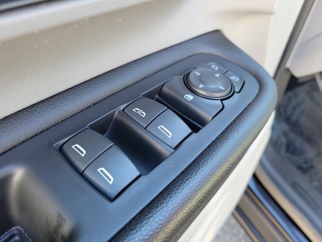 Used 2023 GMC Terrain SLT image 24