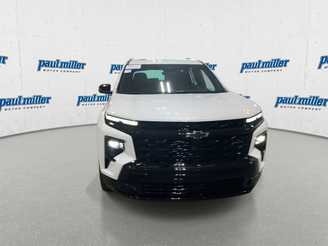 Used 2024 Chevrolet Traverse RS AWD/4WD image 3
