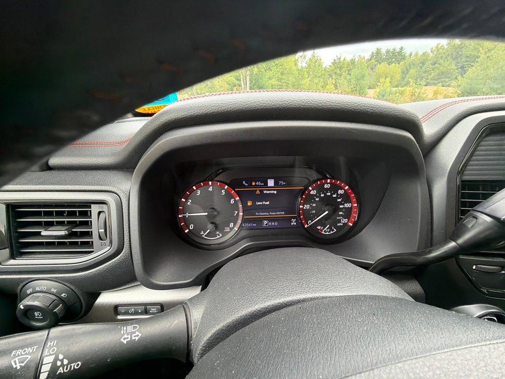 Used 2021 Nissan Titan PRO-4X w/ Pro-4x Convenience Package AWD/4WD image 9