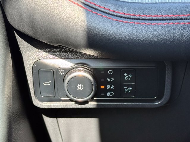 Certified 2025 Ford Explorer ST AWD/4WD image 22