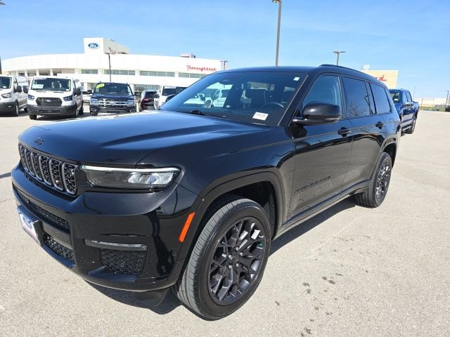 Used 2023 Jeep Grand Cherokee L Summit image 7