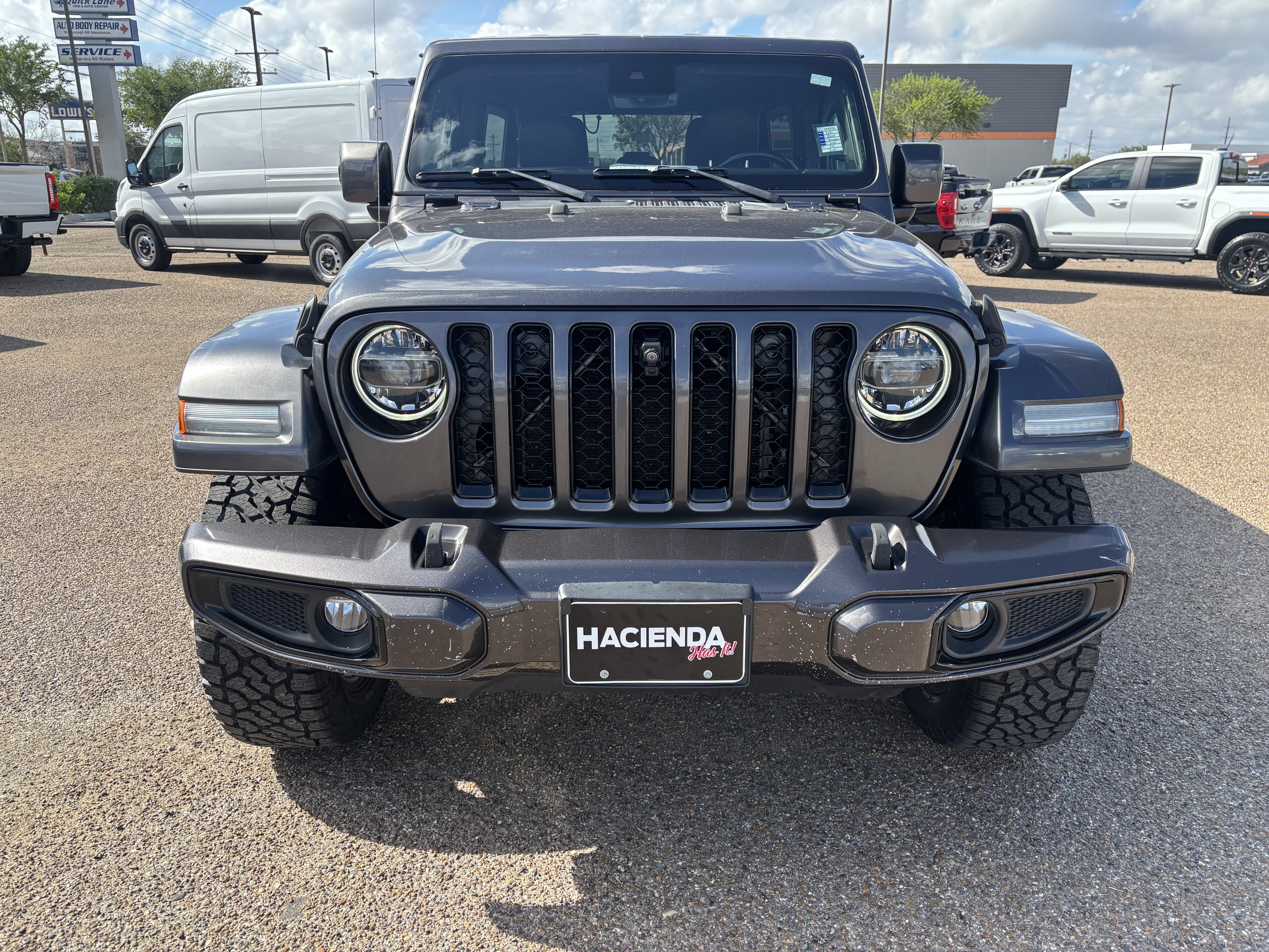 Used 2021 Jeep Wrangler Unlimited Sahara AWD/4WD image 7