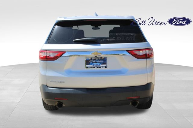 Used 2018 Chevrolet Traverse LS FWD image 6