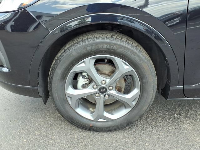Certified 2024 Ford Escape ST-Line w/ Tech Pack #1 AWD/4WD image 11