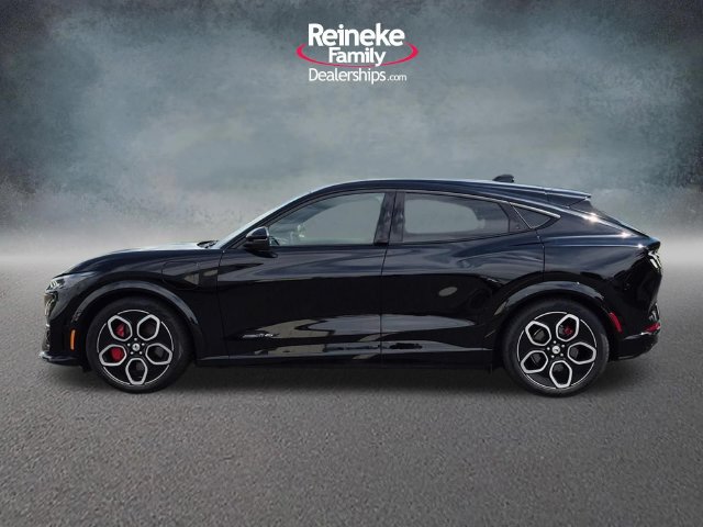 Certified 2022 Ford Mustang Mach-E GT AWD/4WD image 9