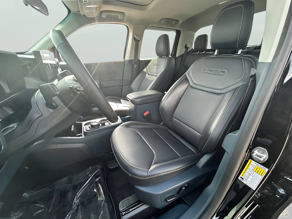Certified 2025 Ford Maverick Lobo AWD/4WD image 11