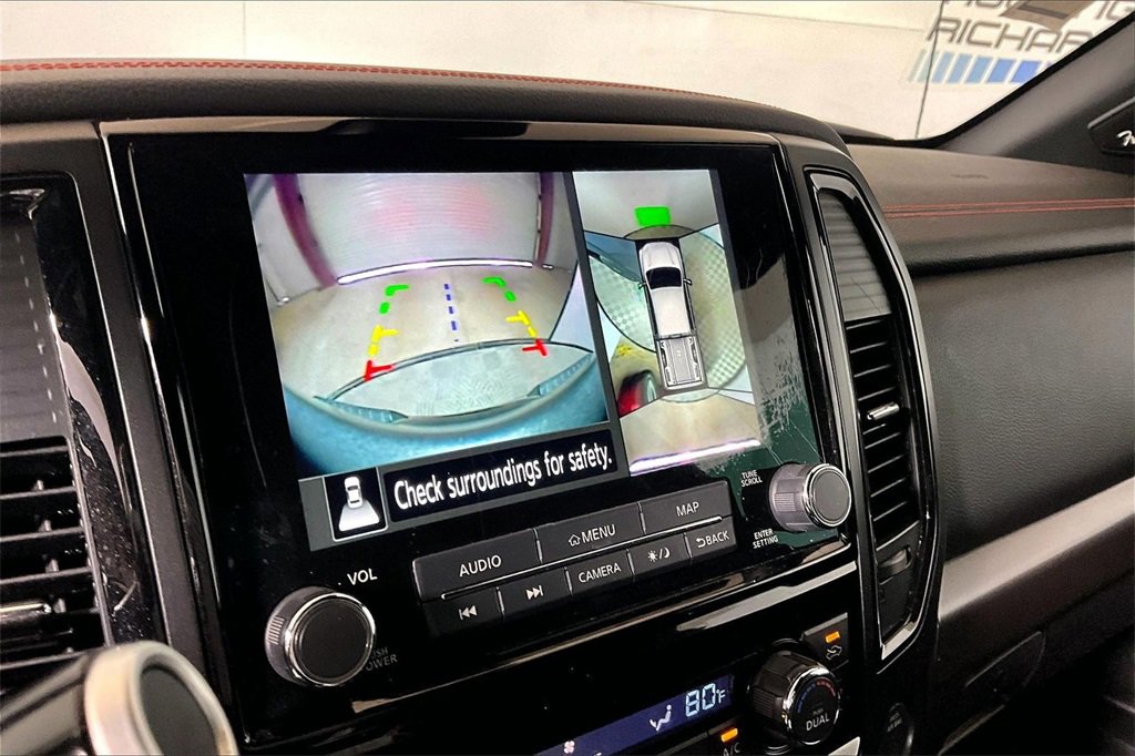 Used 2021 Nissan Titan PRO-4X w/ Pro-4x Convenience Package image 17