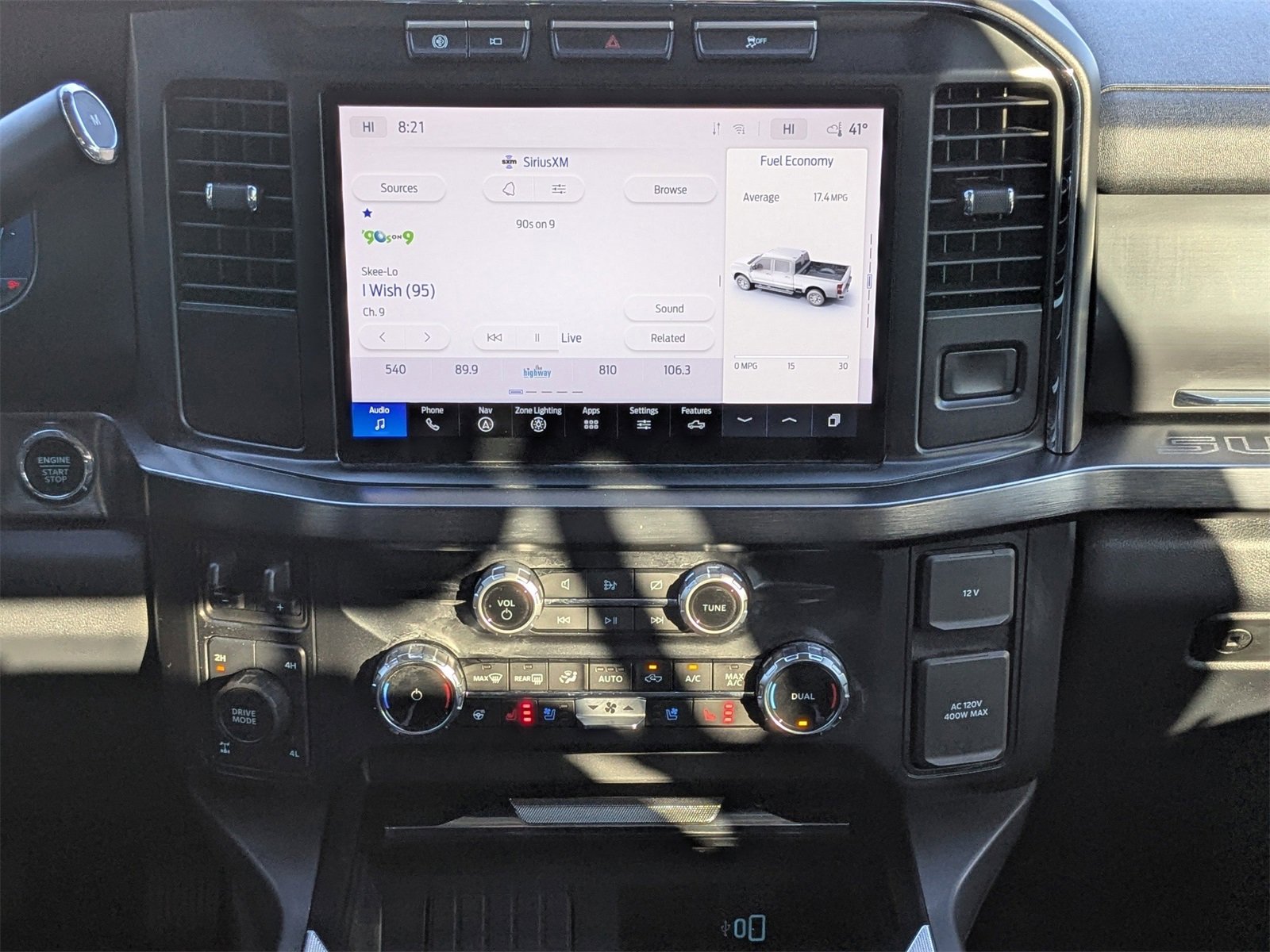 Certified 2024 Ford F250 Lariat w/ Chrome Package image 19