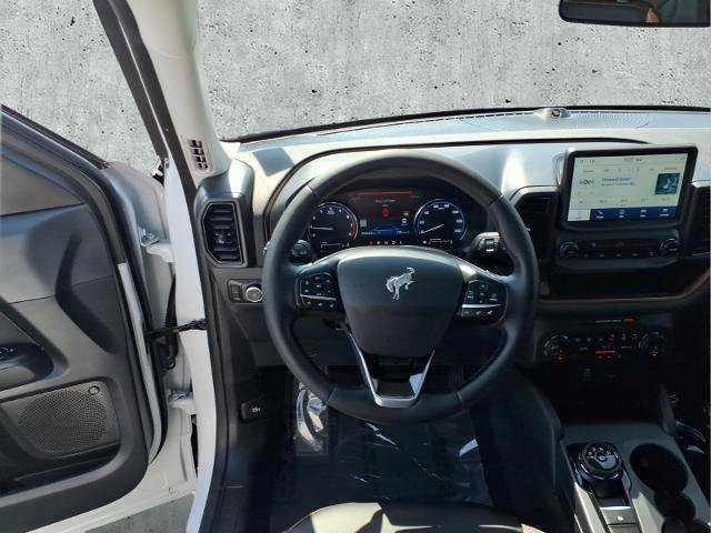 Certified 2024 Ford Bronco Sport Outer Banks w/ Tech Package AWD/4WD image 17