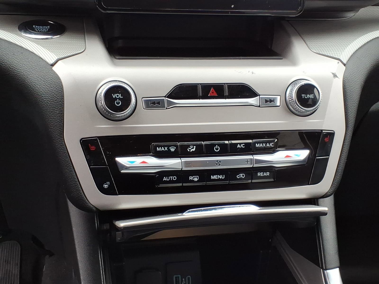 Certified 2023 Ford Explorer XLT w/ Equipment Group 202A image 22