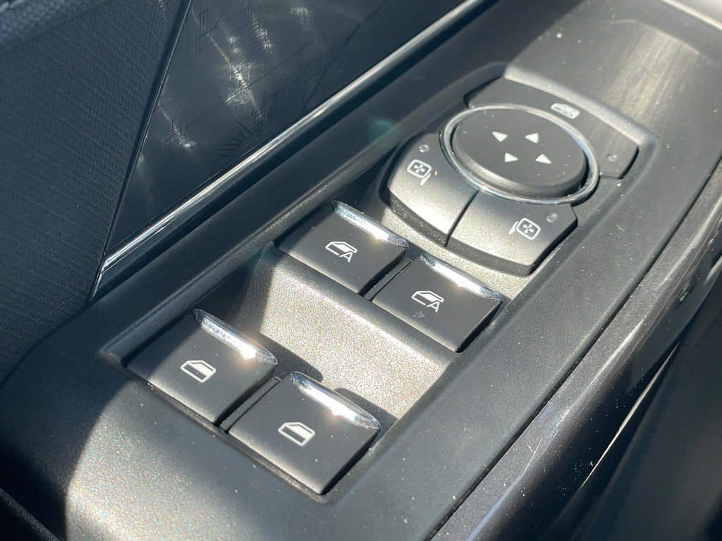 Certified 2021 Ford F150 XLT w/ Equipment Group 302A High image 17