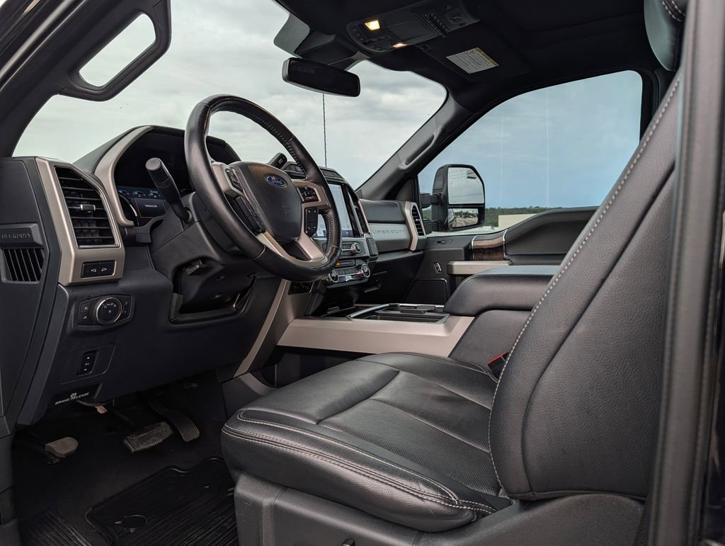 Certified 2022 Ford F250 Lariat w/ Lariat Value Package AWD/4WD image 22