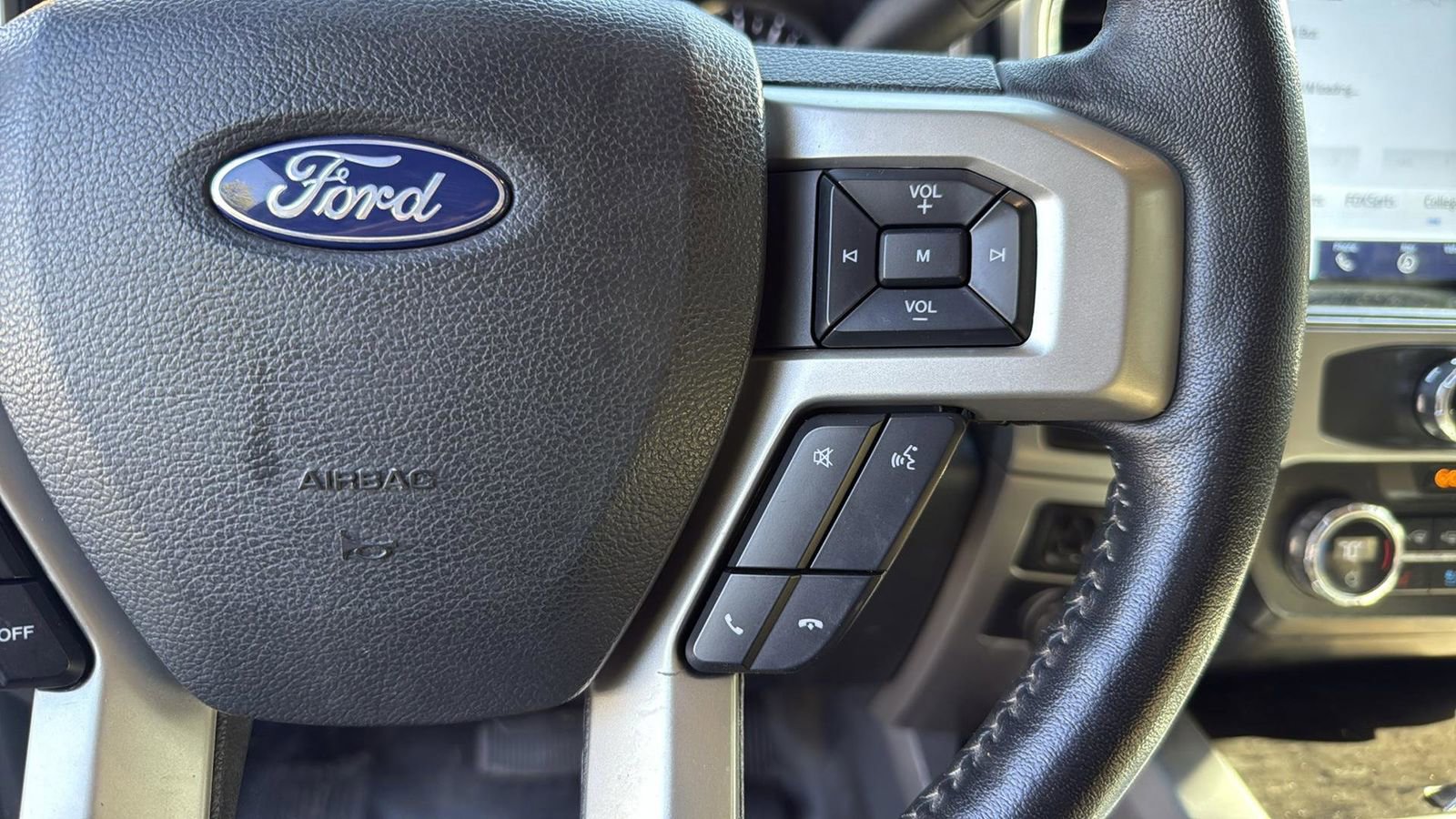 Certified 2022 Ford F250 Lariat w/ Lariat Ultimate Package image 13