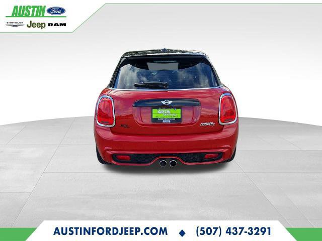 Used 2017 MINI Cooper S image 3