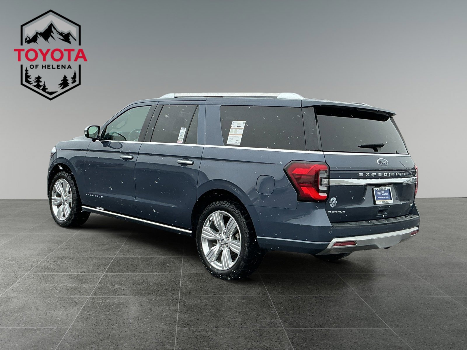 Certified 2023 Ford Expedition Max Platinum image 3