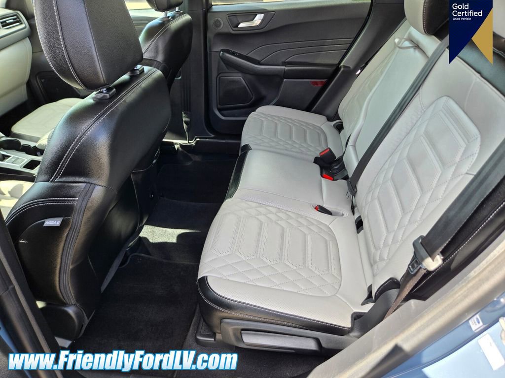 Certified 2023 Ford Escape Platinum w/ Premium Technology Package AWD/4WD image 9