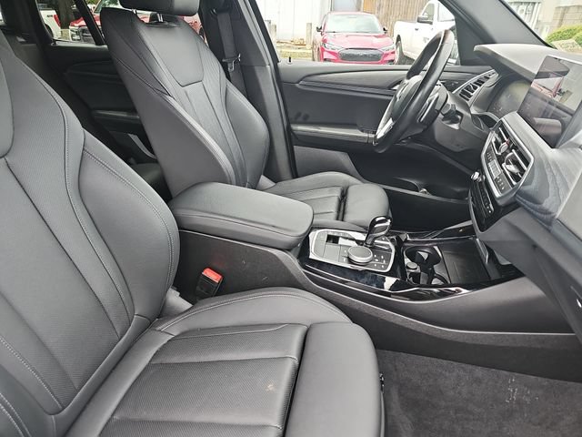 Used 2023 BMW X3 xDrive30i w/ Convenience Package w/ZPA AWD/4WD image 12