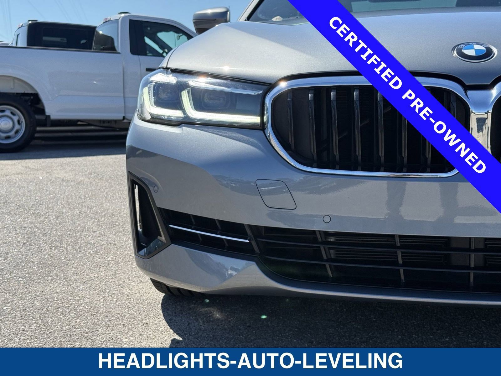 Used 2023 BMW 540i xDrive image 9