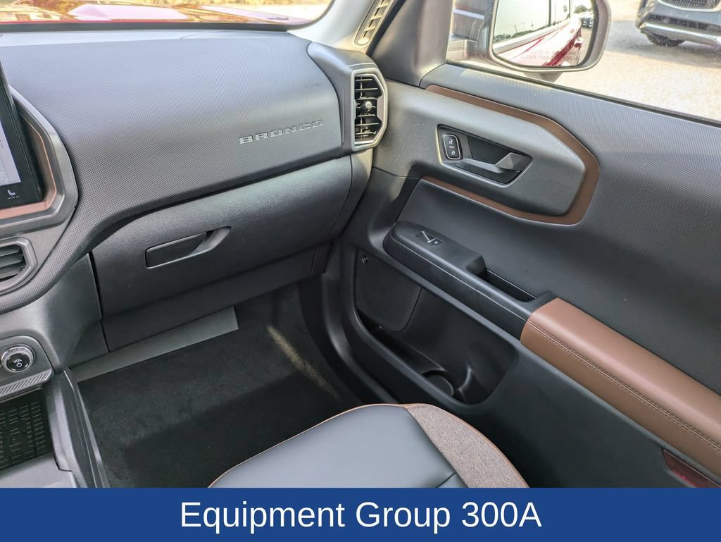 Certified 2025 Ford Bronco Sport Outer Banks w/ Outer Banks Tech Package+ AWD/4WD image 19