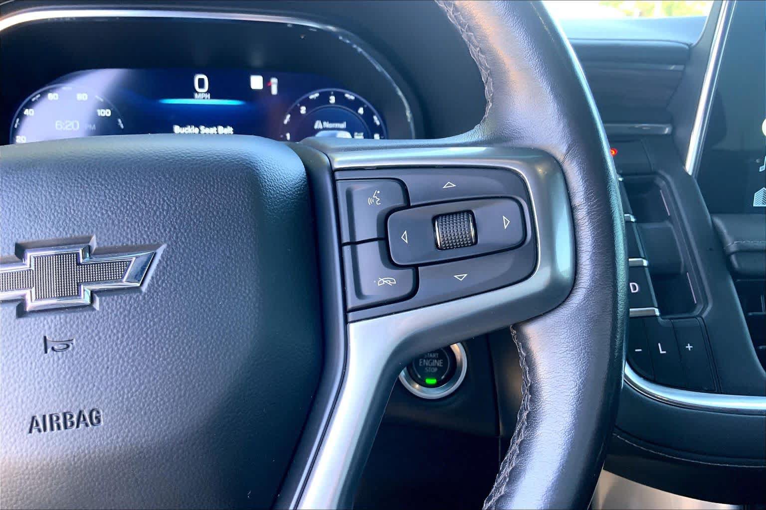 Used 2022 Chevrolet Tahoe Z71 w/ Luxury Package AWD/4WD image 25