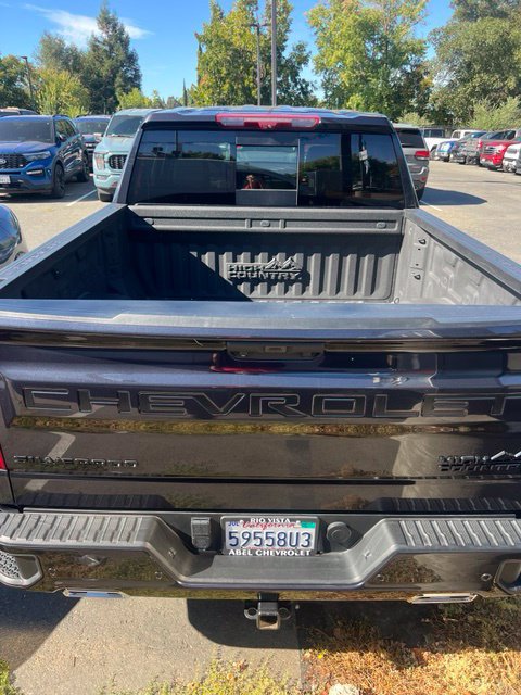Used 2023 Chevrolet Silverado 1500 High Country w/ Technology Package AWD/4WD image 11