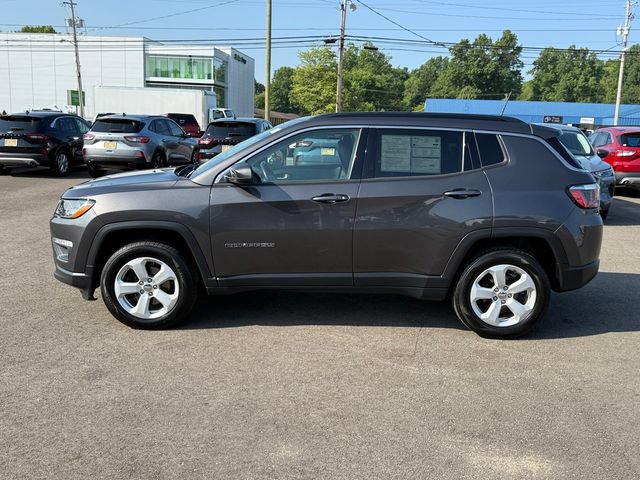 Used 2019 Jeep Compass Latitude w/ Cold Weather Group AWD/4WD image 7