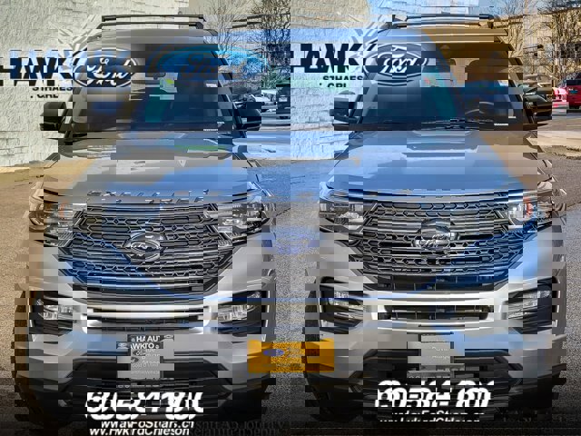 Certified 2022 Ford Explorer XLT w/ Equipment Group 202A image 4