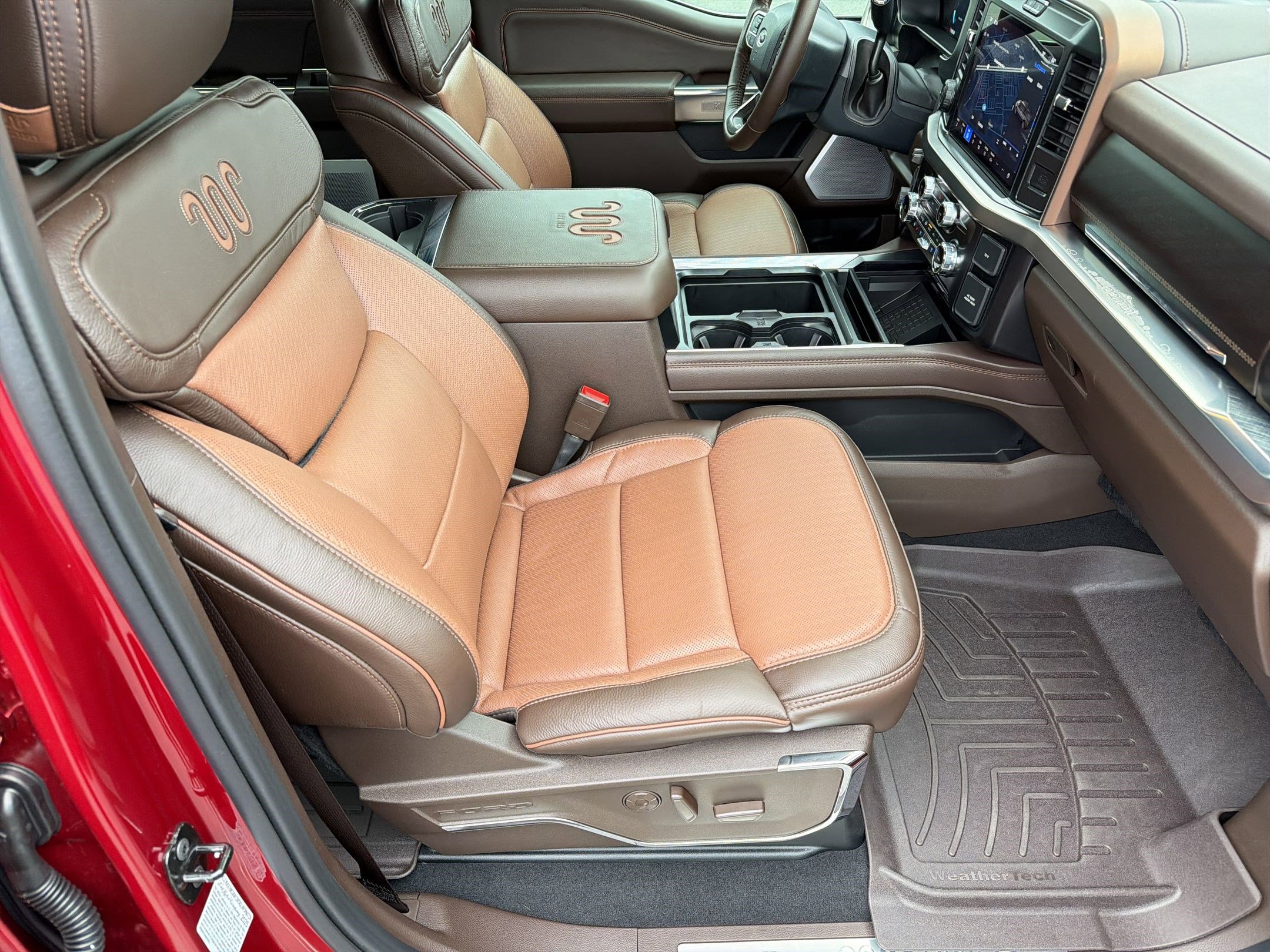 Certified 2026 Ford F250 King Ranch w/ Chrome Package AWD/4WD image 30