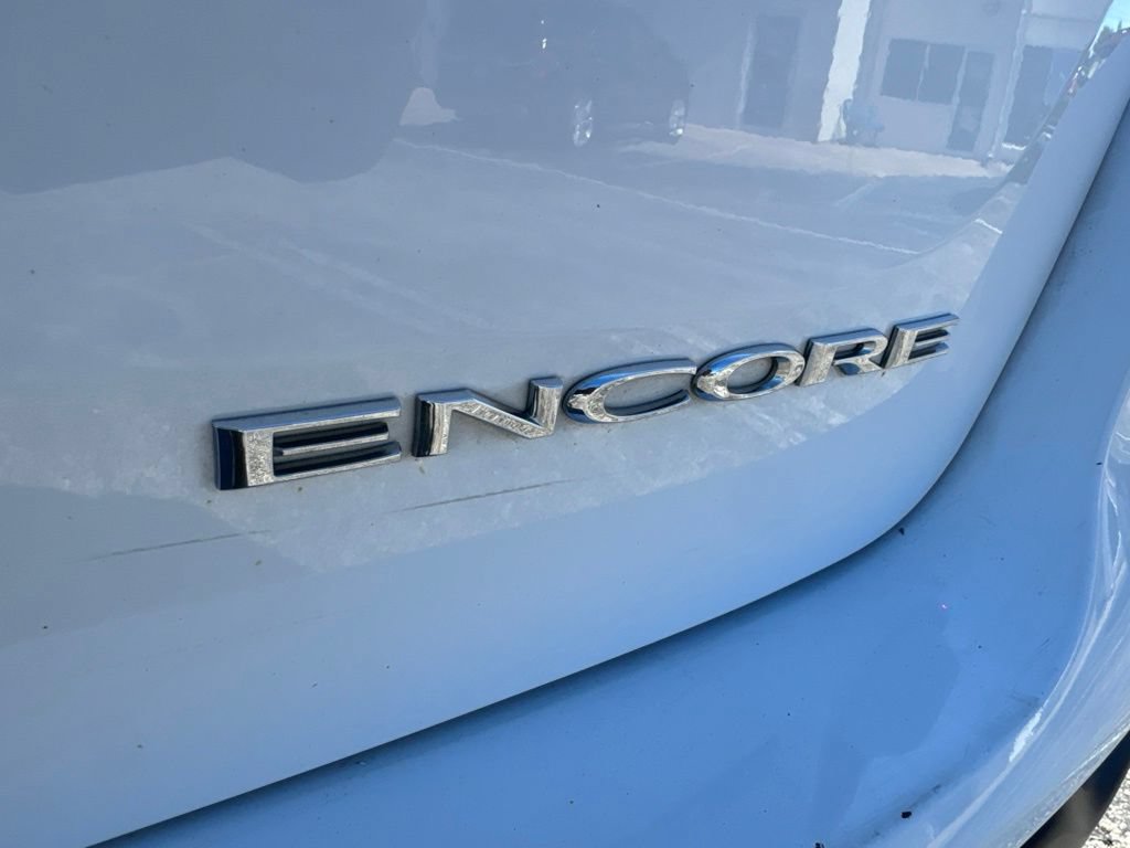 Used 2020 Buick Encore Preferred FWD image 40