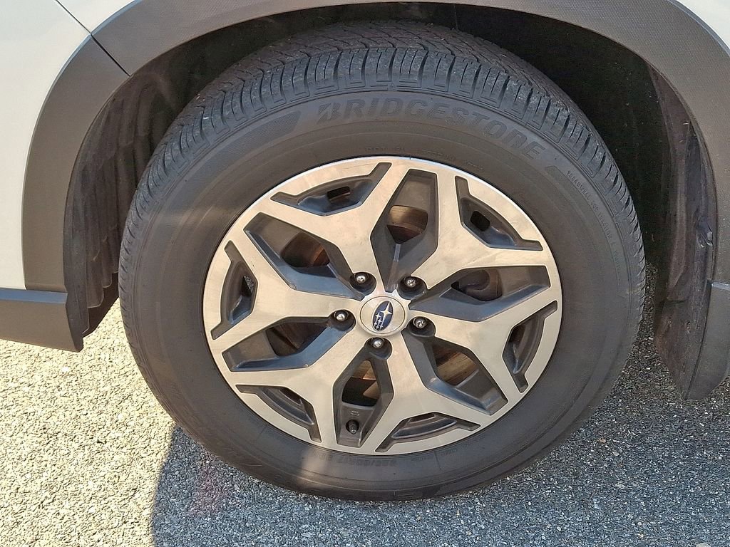 Used 2021 Subaru Forester Premium image 8