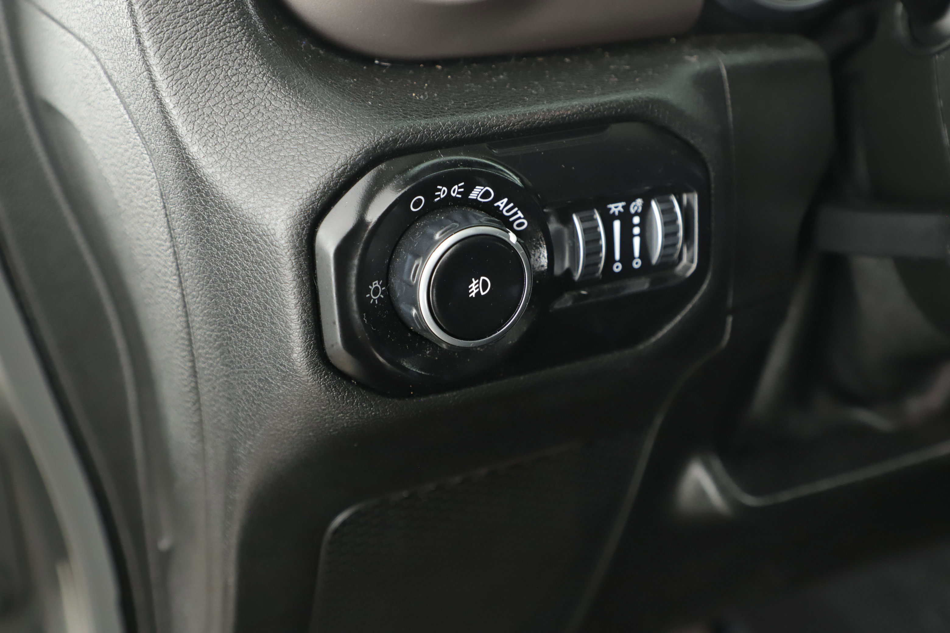 Used 2020 Jeep Wrangler Unlimited Sport S image 11