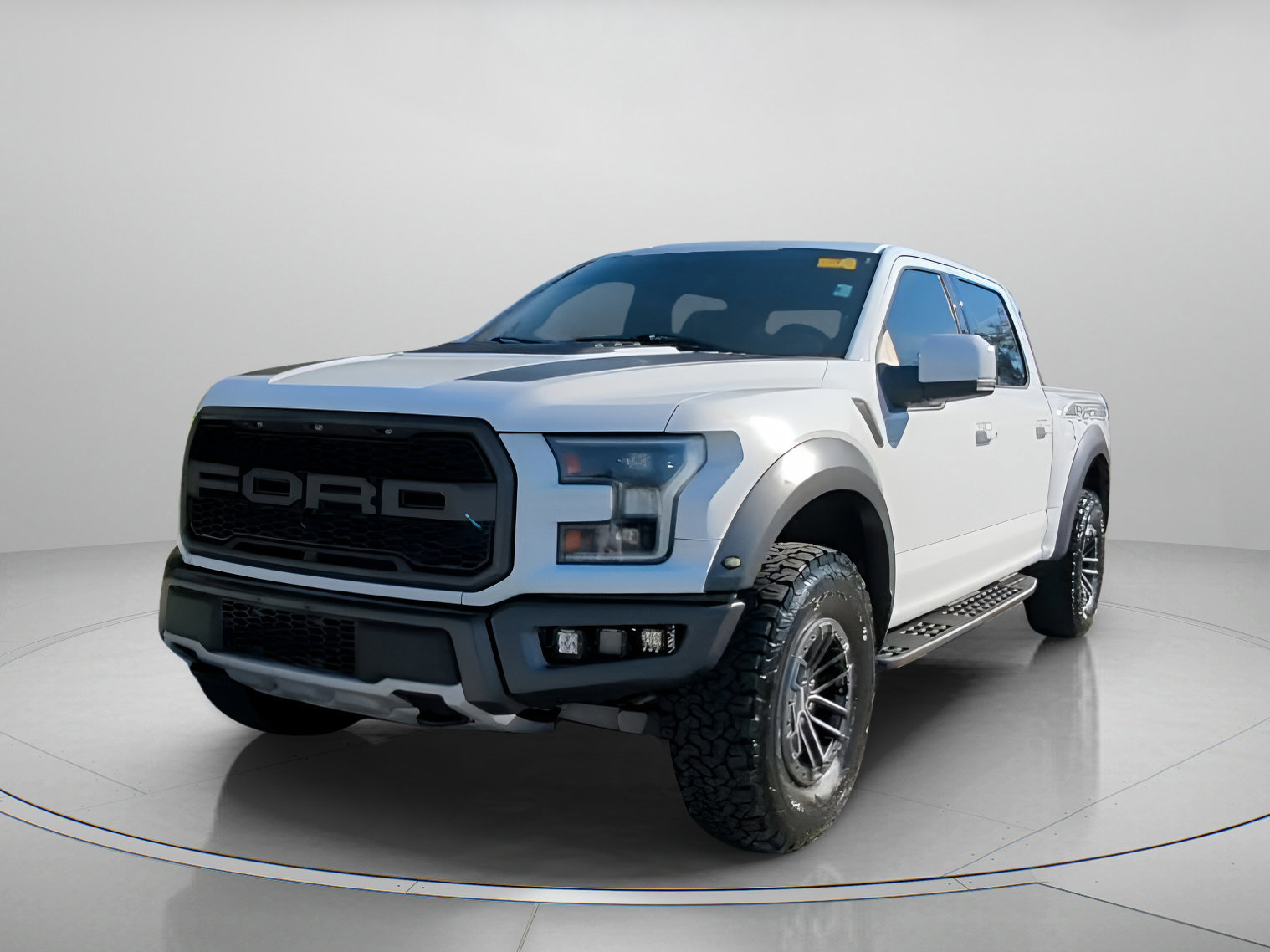 Certified 2019 Ford F150 Raptor w/ Equipment Group 802A Luxury image 3