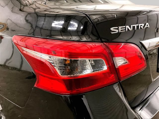 Used 2019 Nissan Sentra SV w/ Special Edition Package FWD image 28