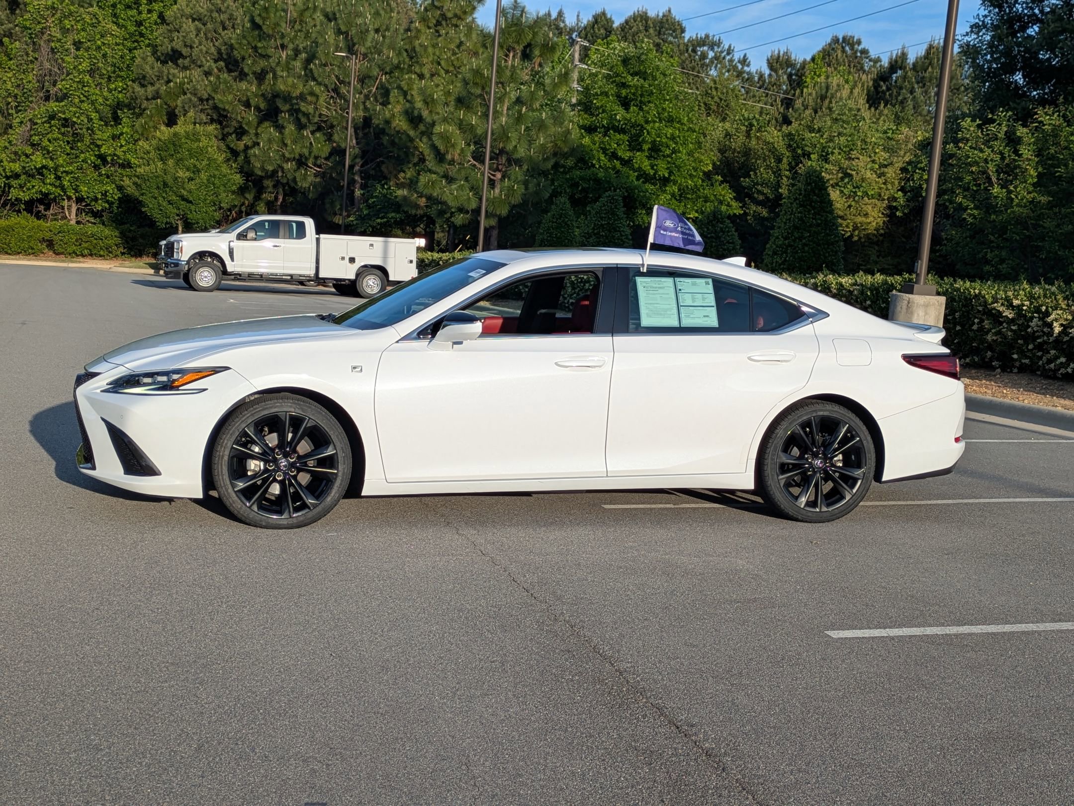 Used 2022 Lexus ES 350 F Sport w/ Accessory Package 2 FWD image 7