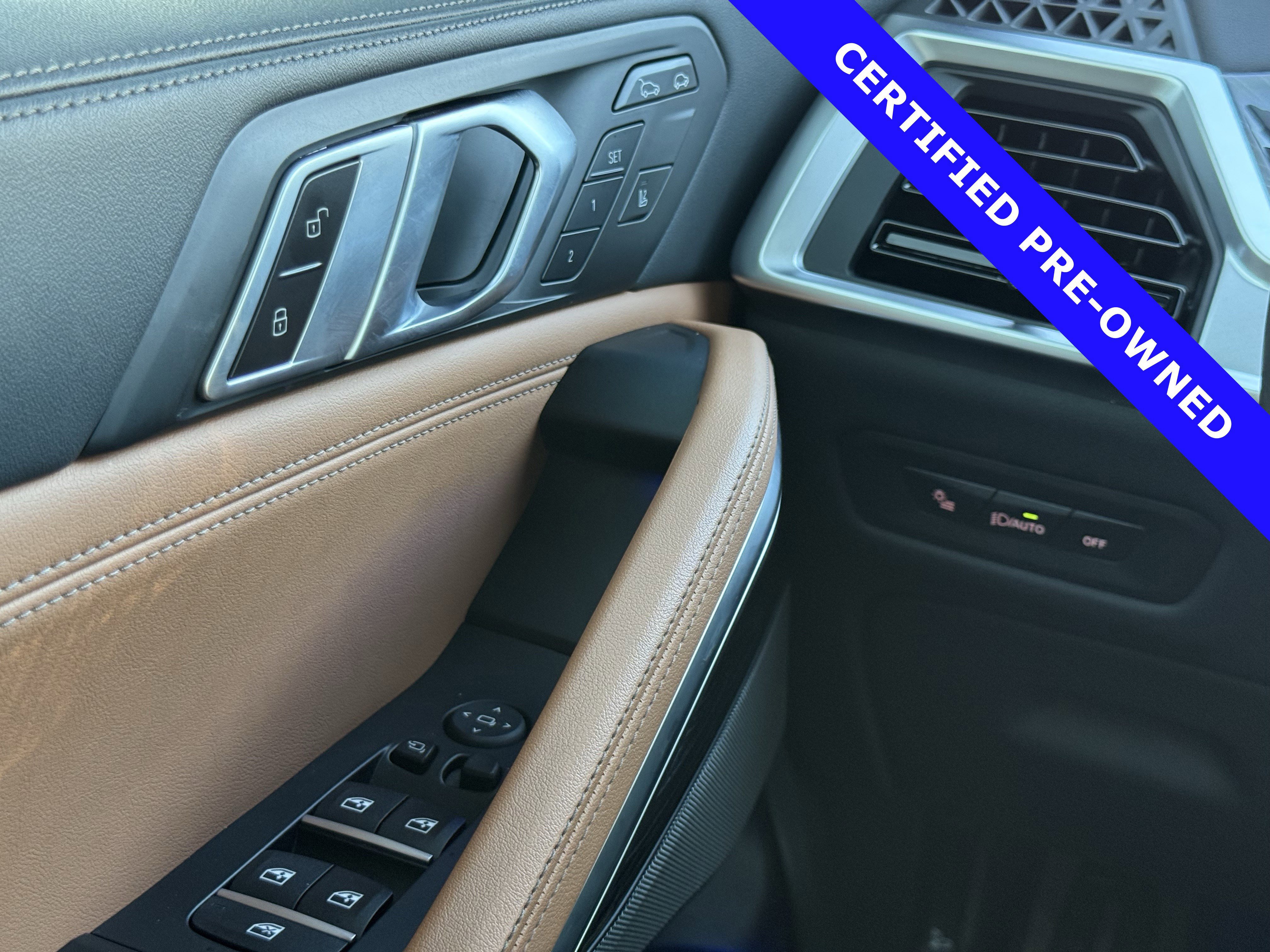 Used 2024 BMW X6 xDrive40i w/ Premium Package image 26