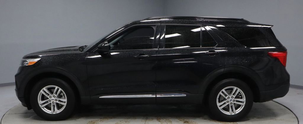 Certified 2023 Ford Explorer XLT AWD/4WD image 8